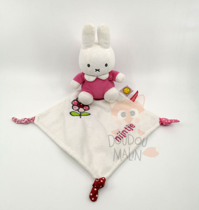 Nijntje hello kitty comforter rabbit white pink 25 cm 